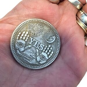 Yes or No?! Silver Coin Flip with pouch